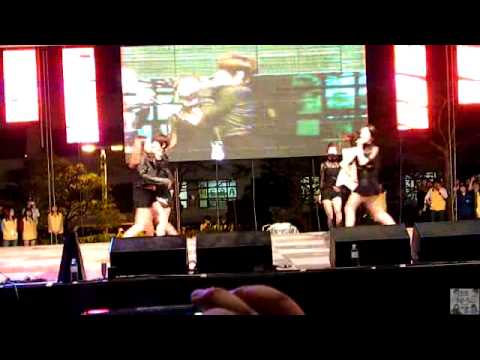 [Fancam] BEG's LOVE at SungKyunKwan Univ Festival