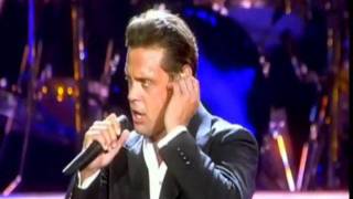 Luis Miguel - &quot;Por Debajo De La Mesa&quot; En Vivo DVD 2000