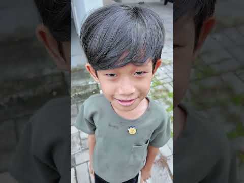 Kasihan Adik Yubi Diturunin shorts