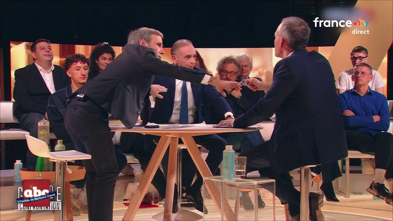 Eric Zemmour et Raphaël Glucksmann punis de dessert ! - L’ABC de Bertrand Chameroy - 19/11/2025