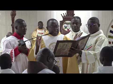 JUBILE D'ARGENT SACERDOTAL DU PERE JOVITE DJEDJI