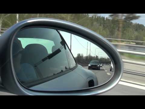 Manhart Racing BMW M5 F10 looks mean on the streets together with the Bugatti Veyron 16:4