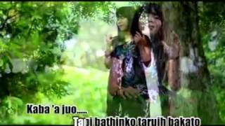Download lagu Rayola Padiah Ditusuak Cinto YouTube mp3 Download lagu Rayola Padiah Ditusuak Cinto YouTube mp3