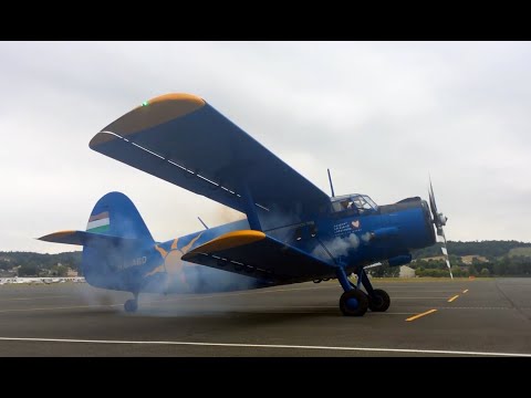 Antonov AN-2 Smoky STARTUP