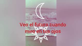 Alyssa Milano | Every single kiss (Letra en español)