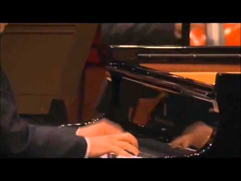Schumann Piano Concerto in a minor, Op.54, 1st movement - Dang Thai Son