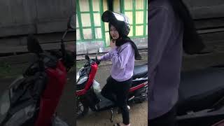 Download lagu DI ANTERIN DOI SAMPAI DEPAN RUMAH | HALU STORY #shorts  #storyhalu #storyig #storywa mp3
