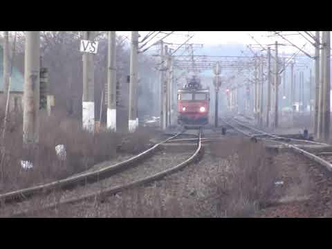 Tren IR1832 Cluj Napoca - Galati trece prin Liteni cu EA156 - 15.01.2020