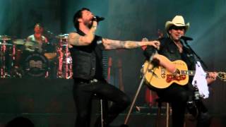 BOSS HOSS live in WIEN * LEUCHTTURM * (cover NENA) 23.4.2016 WIENER STADTHALLE