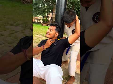 How to Escape a Nunchaku Neck Lock! 🥋 Chest-to-Pole Self-Defense Tech #shorts