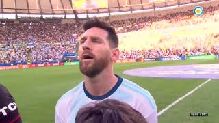 Messi puede cantar! Dr Zeius Simpsons