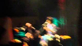 live and let die ( pato fu )