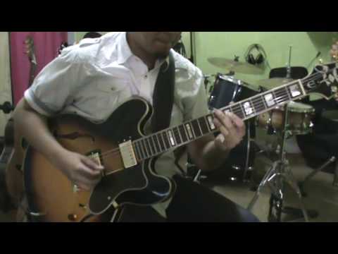Roberto Rodriguez  -  Shufflin' the Blues (T Bone Walker)