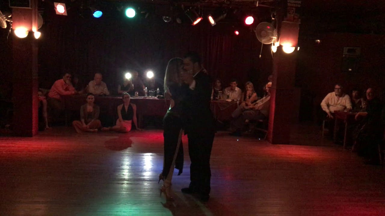 Carolina Bonaventura y Leandro Gómez - 1 - "Buscándote"