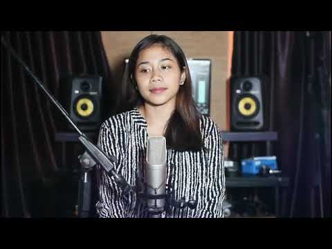 Mang Yuli - Keliwat Tresna Cover By Debby Oktaviani