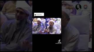 Download lagu Habib ali senyum dngn lawak UAI part last 🤭🤭🤭. #shorts #uai #habibalizaenalabidinalhamid mp3