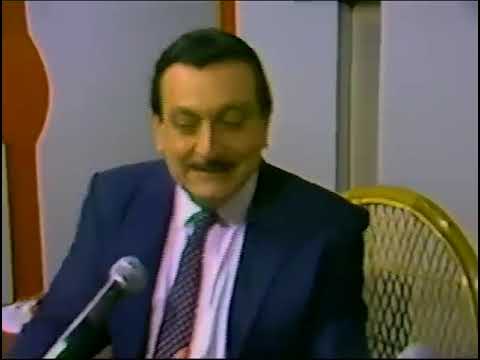 ENTREVISTA A JUAN BOSCH  POR JULIO HAZIM.