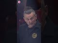 Kickbokser slaat scheidsrechter neer | #shorts