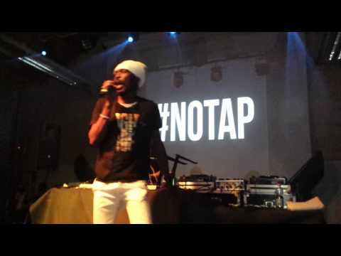 ANTHONY B - WORLD A REGGAE MUSIC (Live in Salento 01.04.2017 b.bash party)