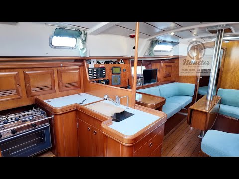 Beneteau Oceanis 361 Clipper For Sale 1/2_ INTERIOR