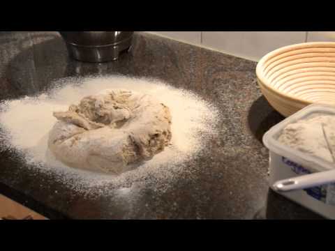 Roggenbrot trocken formen