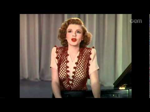 Judy Garland Sang (Thousands Cheer)
