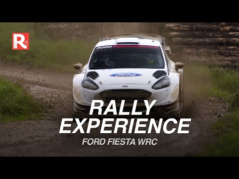 Ford Fiesta WRC Plus, su un'auto da rally a 200 km/h nel fango - La Fiesta più veloce del mondo
