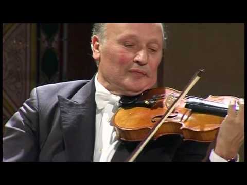 Peter Goetzel and Sascha Goetzel playing Schostakowitsch