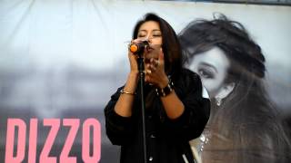 蔡詩芸 Dizzy Dizzo - Unrequited Love (高雄夢時代簽唱會)