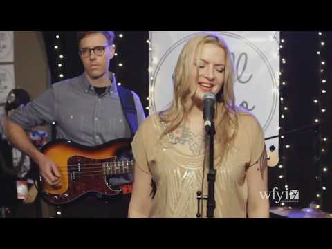 Small Studio Sessions - There Are Ghosts