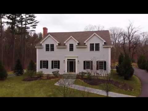 472 Lowell Road, Concord MA - Young Colonial Gem in Concord Center