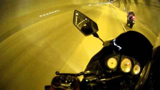 Download lagu Yamaha R25 vs Kawasaki Ninja250r mp3