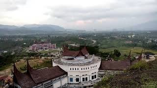 preview picture of video 'Travel experience : Harau 50 Kota regency view seen from its house of representative office'