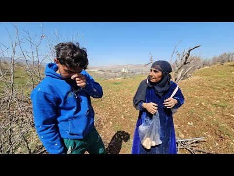 Master builder's support for grandmother during wartime