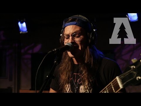 Quiet Oaks - The Go Getter | Audiotree Live