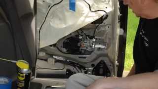 Honda Odyssey Sliding Door Repair (Actuator Assembly Lubrication/Repair)