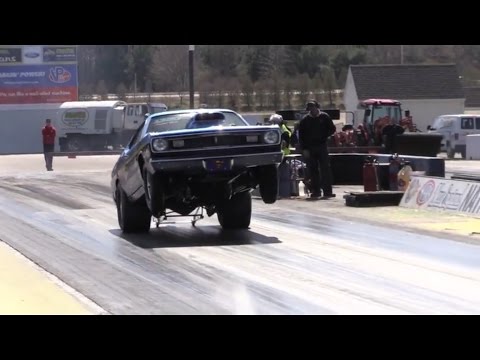807hp Stick Shift Wheel Standing Duster tickling the 8 second zone