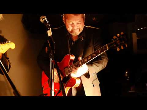 Papa George - Runaway Boogie