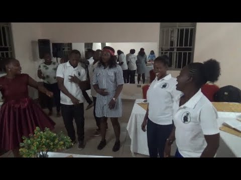 OMUYIMBI AFANDE JOHNSON AGUDDE MU SSENTE ,AKOZE EMBAGA