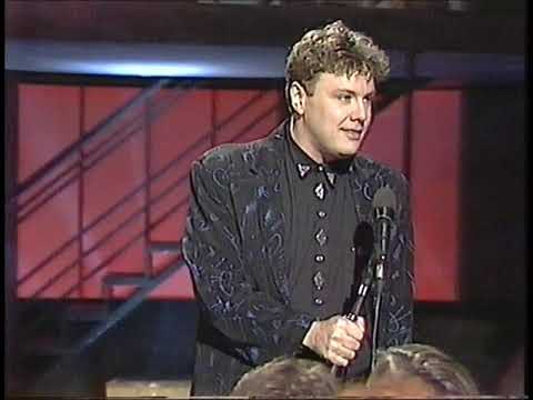 Saturday Live - 11th April 1987 - Channel Four. Ben Elton, Fry & Laurie, Harry Enfield. Beta hi-fi.