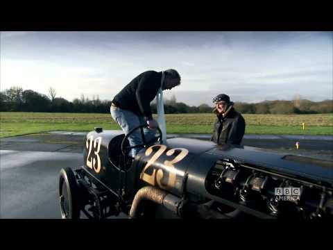 Jeremy Clarkson vs -u0027The Brutus-u0027 Bomber BMW (TOP GEAR)