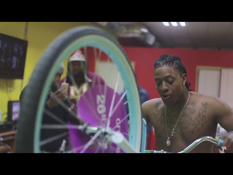 Rico Recklezz - Flodgin [filmed by @SheHeartsTevin]