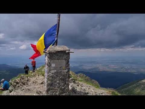 Varful Negoiu, traseu de la Balea Lac, Muntii Fagaras #mountains #negoiu #peak #nature #fagaras