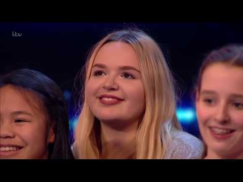 Entire Audience Stand Up For Their Sensational Performance! Beautiful Incredible