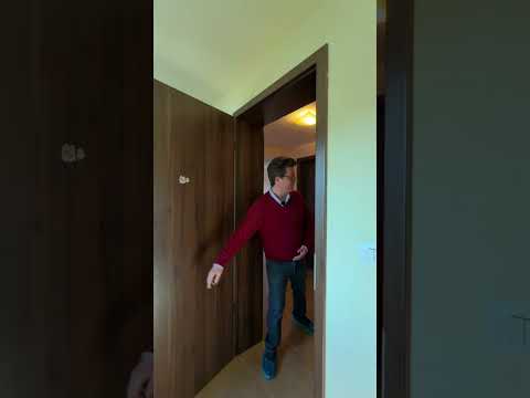 Casă în Aradul Nou | 13 kW fotovoltaic | teren 720 mp — Video