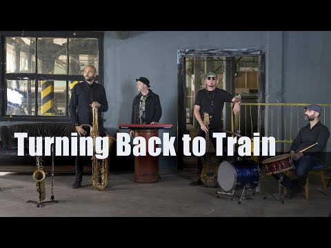 Sergey Golovnya - Turning back to Train