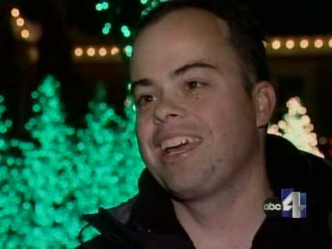 Holdman Christmas Lights - News Story 2007