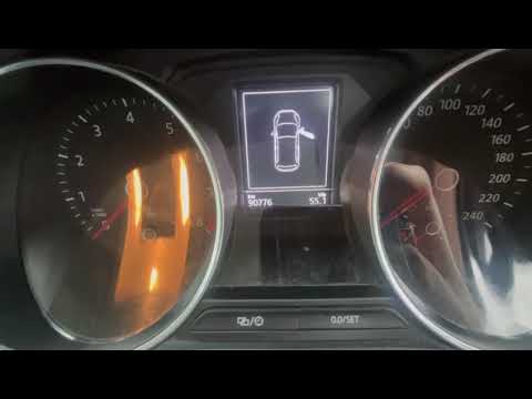 2016 VOLKSWAGEN POLO 1.2TSI 5DR AUTO LOVELY SPEC - Image 2