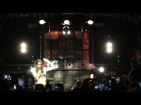 Nick Jonas and Tove Lo - Close - Live 2016