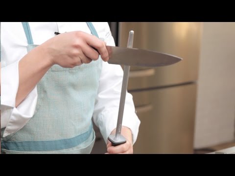 Messer richtig schärfen – mit dem Wetzstahl oder Schärfstab